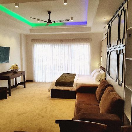 نيجومبو Ocean Breeze Condo By Lake Infinity المظهر الخارجي الصورة
